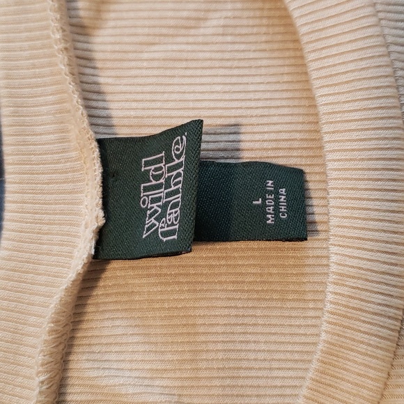 Ribbed Embroidered Sloth Baby Tee - Picture 4 of 7